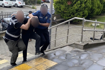 Karadeniz Ereğli’de 5 aracın camını kırarak hırsızlık yapan şüpheli tutuklandı