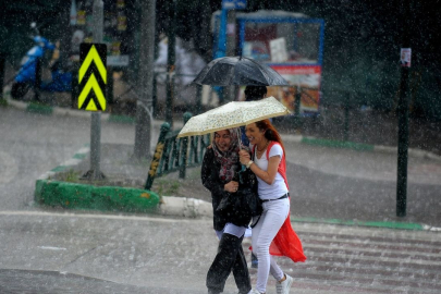 Meteoroloji'den Bursa'ya kuvvetli sağanak yağış uyarısı! Saat verildi, gün gün açıklandı...  (26 Mayıs 2025 Bursa Hava Durumu)