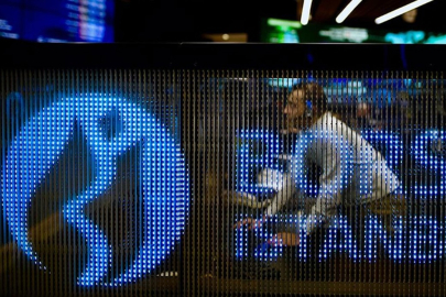 Borsa günün ilk yarısında geriledi