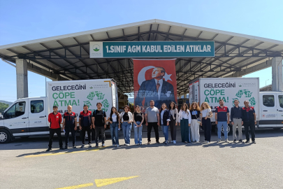 Bursalı öğrenciler kapı kapı dolaşılarak halka çevre bilinci kazandırıyor
