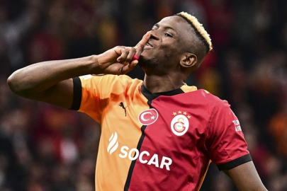 Osimhen transferini gece yarısı resmen duyurdular