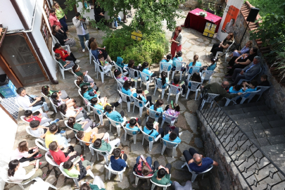 Yazar Karamuti Bursa'da Misi Yazıevi’nde öğrencilerle söyleşi yaptı