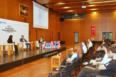 Halisçelik'ten Bursa'da gençlerle "sürdürülebilirlik" üzerine sohbet