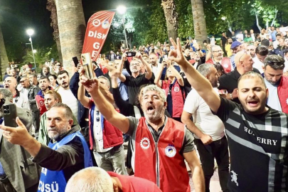 İzmir'de 23 bin işçi greve gitti! Pankartı astılar...
