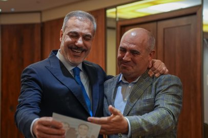 Bakan Fidan, Gagauz Türkleri temsilcileri ile bir araya geldi