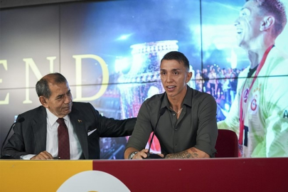 Muslera için resmi açıklama geldi: Yeni takımı