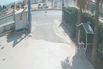 Şanlıurfa'da sokak köpeği zincirleme kazaya neden oldu: 4 yaralı