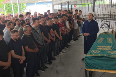 Bağ evinde balta ile öldürülen 25 yaşındaki genç toprağa verildi