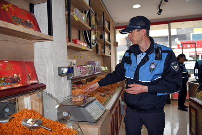 Bursa'da Kurban Bayramı öncesi dinlenme tesisleri ve çarşı denetimi yapıldı