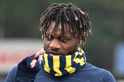 Fenerbahçe'de bir ayrılık daha: Yaptığı paylaşımla duyurdu