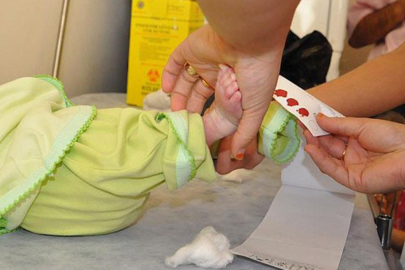 Aileler dikkat! Her 6 bin 200 doğumda bir bebek bu hastalıkla dünyaya geliyor