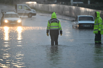 Ankara Valiliği saat verdi: Kuvvetli yağış bekleniyor
