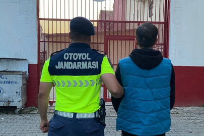 Aydın'da düzensiz göçmenlerin arasına gizlenen şahıs suç makinesi çıktı