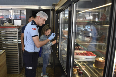 Bursa'da Karacabey Zabıtası’ndan gıda güvenliği için bayram mesaisi