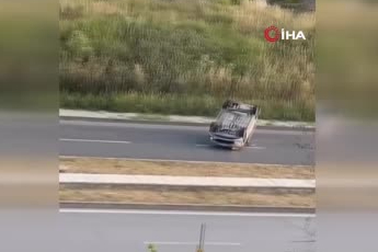 Tekirdağ'da ters dönen otomobilin içinden kendi imkanlarıyla çıktı
