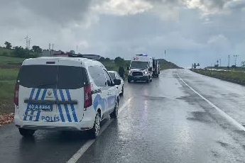 Tokat'ta tarlaya uçan otomobildeki 3 kişi yaralandı