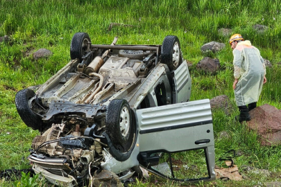 Van  Varto'da tır ile hafif ticari araç çarpıştı: 1 ağır yaralı