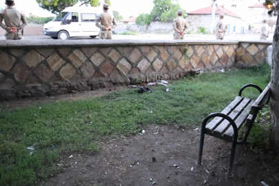 Aksaray'da önce kafasına vurdu, sonra boğazını kesip öldürdü