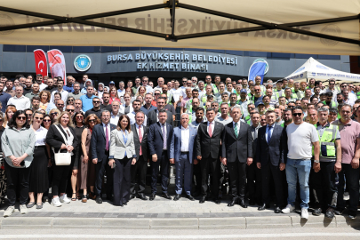 Bursa'da Başkan Bozbey, Büyükşehir ailesiyle bayramlaştı