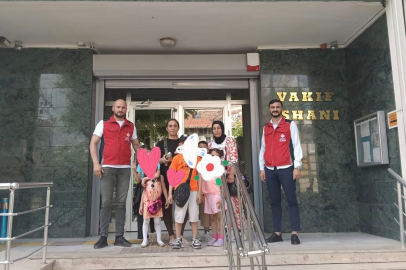 Bursa'da yetim çocuklara bayramda giyim desteği