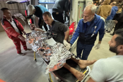 Katil İsrail'in Gazze'ye saldırılarında son 24 saatte 97 kişi hayatını kaybetti