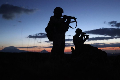 4 PKK'lı terörist daha teslim oldu