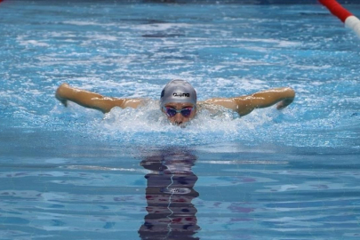 Milli yüzücüler 2'si altın 4 madalya kazandı