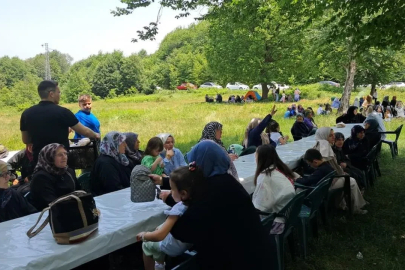 Bilecik'te 100 yıllık gelenek! Köylüler ellerini semaya kaldırıp tek şey istediler