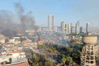 İzmir’deki yangın kontrol altına alındı