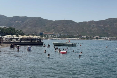 Muğla'da denizde boğulma tehlikesi geçiren şahıs hastaneye kaldırıldı