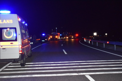 Malatya'da kontrolden çıkan minibüs yan yattı: 4 yaralı