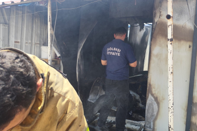 Adıyaman'da yanan konteynerler paniğe neden oldu