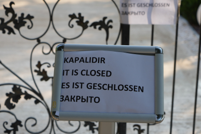 Antalya Mermerli Plajı tadilat nedeniyle kapatıldı