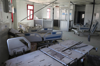 Katil İsrail Gazze'de 3 sağlık görevlisini ve 1 gazeteciyi öldürdü