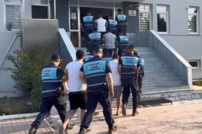 Aydın'da tur otobüsüne saldıran beş şüpheli tutuklandı