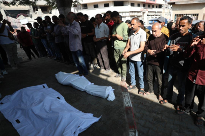 İsrail'in Gazze'deki saldırılarında 73 kişi yaşamını yitirdi