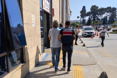 İzmir’de terör propagandacılarına operasyon