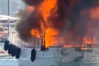 Muğla Göcek'te tekne alev alev yandı