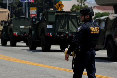 ABD'de ICE karşıtı protestolar yayılıyor: Ulusal muhafızlar görevde!