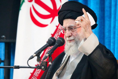 İran’dan İsrail’e çok sert sözler! Hamaney: Kendileri için acı ve karanlık bir son hazırladılar