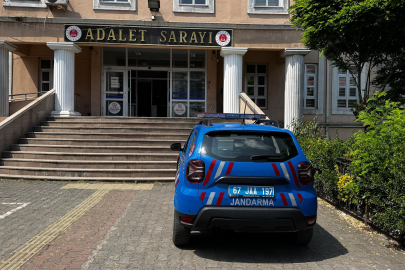 Zonguldak'ta durdurulan otobüste valiz içerisinde uyuşturucu hap ele geçirildi