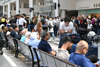 Beyrut'taki uçuş iptalleri havalimanında yoğunluğa yol açtı