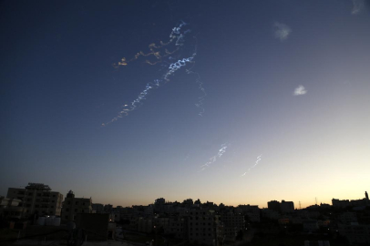 İran’dan yeni misilleme: Hürmüz Boğazı kapatıldı, petrol fiyatları artacak...