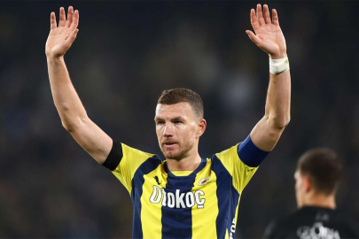 Fenerbahçe'den ayrılan Edin Dzeko'nun yeni adresi belli oluyor! Bologna ile anlaşamamıştı...