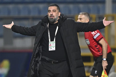 Arda Turan'ın ilk transferi Galatasaray'dan: Yönetimden ayrılığa onay