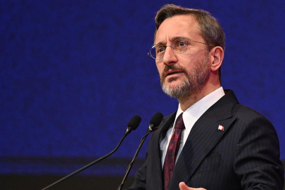 Fahrettin Altun: İsrail’in, İran Radyo ve Televizyon Kurumuna saldırması katliamdır