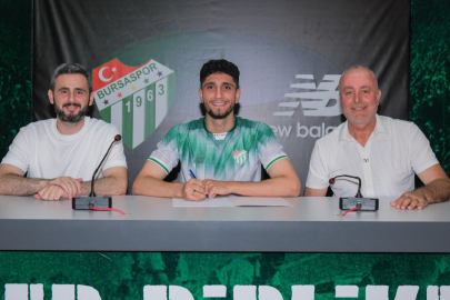 Bursaspor, Emrehan Gedikli ile sözleşme imzaladı