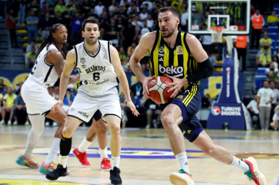 Fenerbahçe, final serisinde 1-0 öne geçti