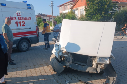 Kastamonu’da iki ayrı trafik kazasında 3 kişi yaralandı