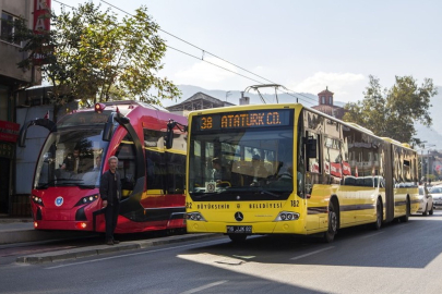 Fazıl Say’dan “İznik Türküsü”nün Dünya Prömiyeri Bursa’da